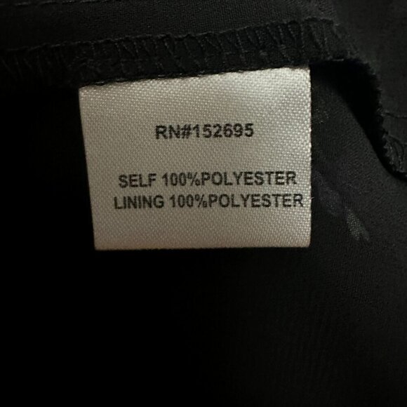 Q + A Los Angeles Maxi Dress Black Floral Ruffle Deep V - Picture 7 of 16